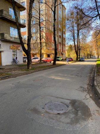 Увага! На вулиці Короля Данила буде обмежено рух транспорту у звʼязку з поточним ремонтом