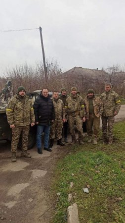 Руслан Марцінків відвідав захисників на Донеччині
