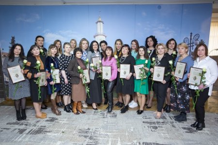 Подяками міського голови відзначено представників Учнівського самоврядування та працівників психологічної служби