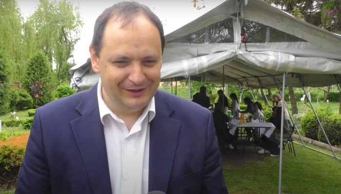 Міський голова традиційно почаював з учнями