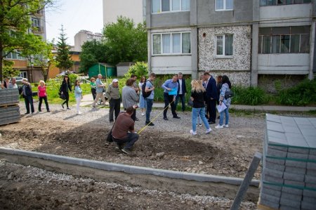 Сквер розбрату та мирова рулетка