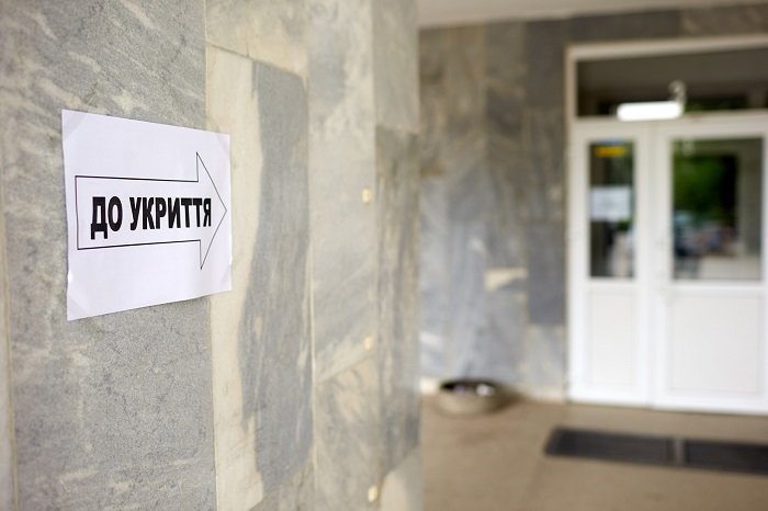 Міський голова з журналістами перевірили укриття