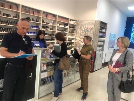Ще трьох «стажерів» виявила рейдова робоча група з питань легалізації праці