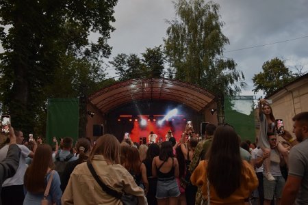 Parfeniuk провів екскурсію у серцях сотні франківців у палаці Потоцьких