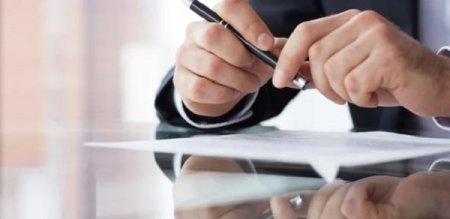 Маю бажання звільнитися за згодою сторін, але роботодавець наполягає на звільненні за власним бажанням. Як бути?, – управління праці відповідає