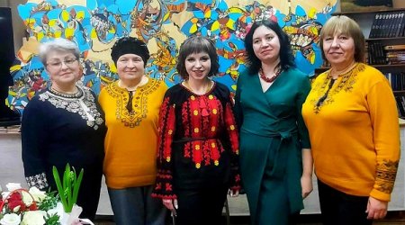БАРВИСТИЙ СВІТ МАРІЧКИ ПАЗИНЮК
