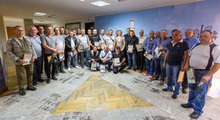 "Ми з Франківська, ми все можемо" - комунальники повернулися з Донеччини і збираються знову
