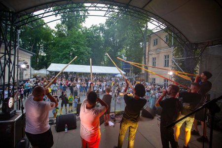 ЧЕ-FEST: ВТІЛИТИ МРІЮ ГЕРОЯ ТА ЗІБРАТИ КОШТИ НА ПОТРЕБИ ЗАХИСНИКІВ