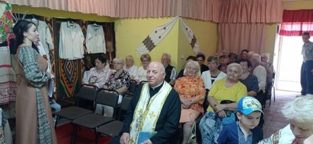 В МІСЬКОМУ НАРОДНОМУ ДОМІ З'ЯВИЛАСЬ УКРАЇНСЬКА СВІТЛИЦЯ