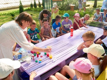 Літні школи тривають – діти відпочивають