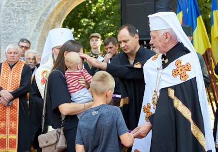 Шана Героям – захисникам України