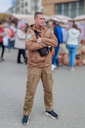Захисник Олег Виноградов: Франківцям варто більш серйозно ставитися до тривог, бо «прилітає» всюди