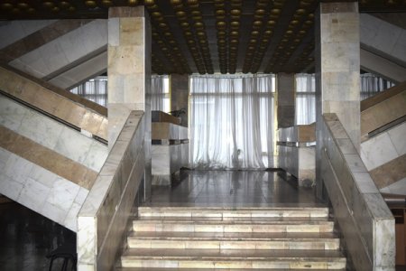 Муніципальний Центр дозвілля пропонує послуги з надання у користування великого концертного залу
