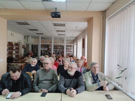 ЛІТЕРАТУРНИЙ КОЛАЖ «СМІХ – НАЙКРАЩИЙ ДРУГ ЛЮДИНИ»
