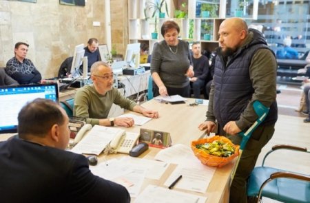 Прийом громадян: від потреб фронту до питань благоустрою – з чим ідуть мешканці до міського голови