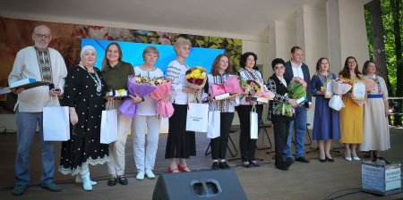 ВРУЧИЛИ ВІДЗНАКИ ПЕРШИМ ЛАВРЕАТАМ МІСЬКОЇ ПРЕМІЇ ІМ. І. ПРОКОПА В ГАЛУЗІ МИСТЕЦЬКОЇ ОСВІТИ