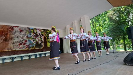 "МЕЛОДІЇ ПАРКУ" ПРОДОВЖУЮТЬ НАДИХАТИ МІСТЯН ТА ДОПОМАГАТИ ЗСУ"