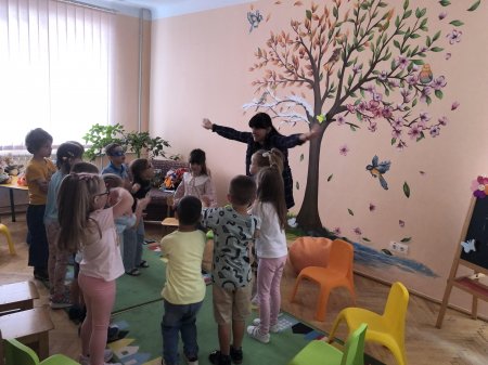 БІБЛІОЕКСКУРСІЯ ДЛЯ ДОШКІЛЬНЯТОК