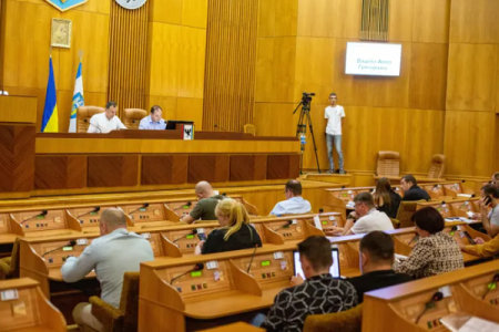 Гроші військовим і науковцям та міжнародна співпраця